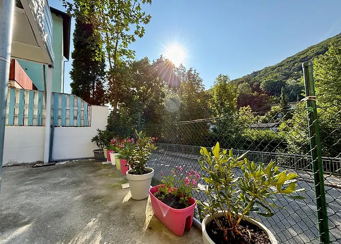 Nature & Comfort Near Vienna - 90m2 Apartment *